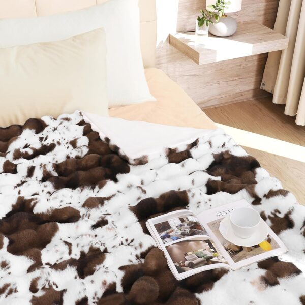Fluffy Fuzzy Warm Throw Blanket for Couch