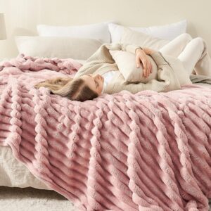 Super Soft Throw Blanket Pink