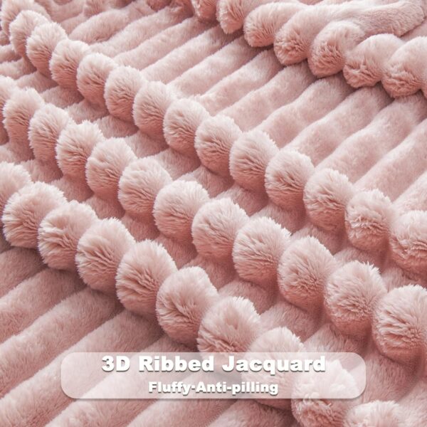 Super Soft Throw Blanket Pink